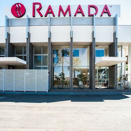 ラマダ ホテル&スイート シドニー カブラマッタ Cabramatta エクステリア 写真